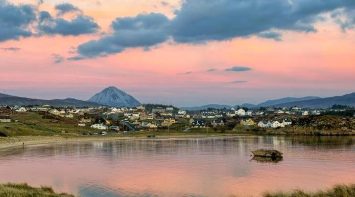 Appartamento Dungloe Lakeside Lodging Esterno foto